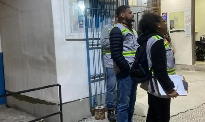 Incidente com lancha e protesto de trabalhadores marcam noite de transtornos na travessia entre Rio Grande e São José do Norte