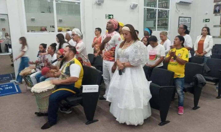 NOITE DE AXÉ E RECONHECIMENTO